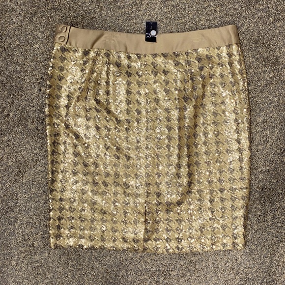 Sweet Sequins! - Picture 2 of 2